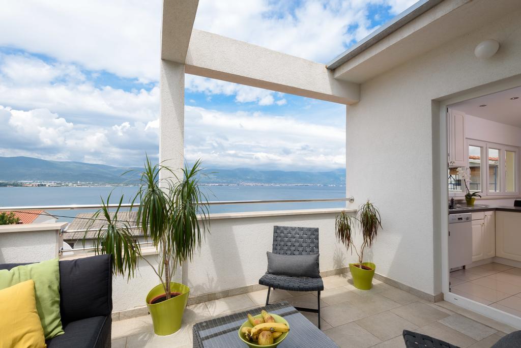 Apartments Salona Trogir Exterior foto